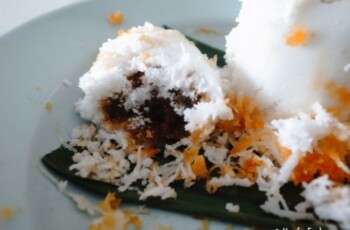 Resep Kue Putu Bambu: Sajian Tradisional yang Menggugah Selera