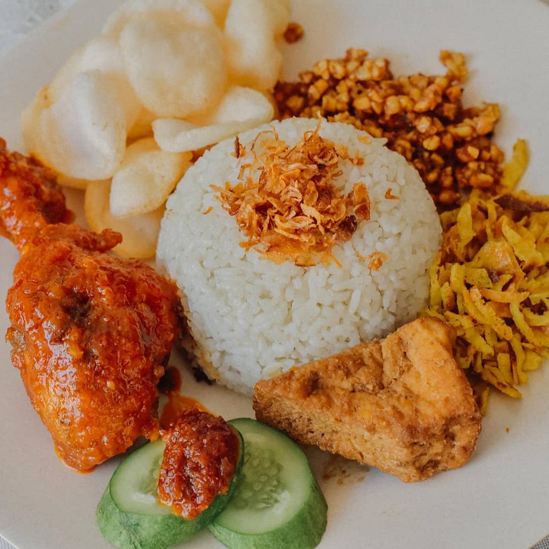 Resep nasi uduk magic com sederhana