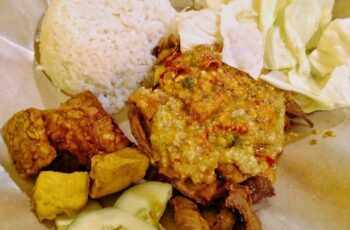 Resep Sambal Pak Gembus: Sensasi Pedas yang Melegenda