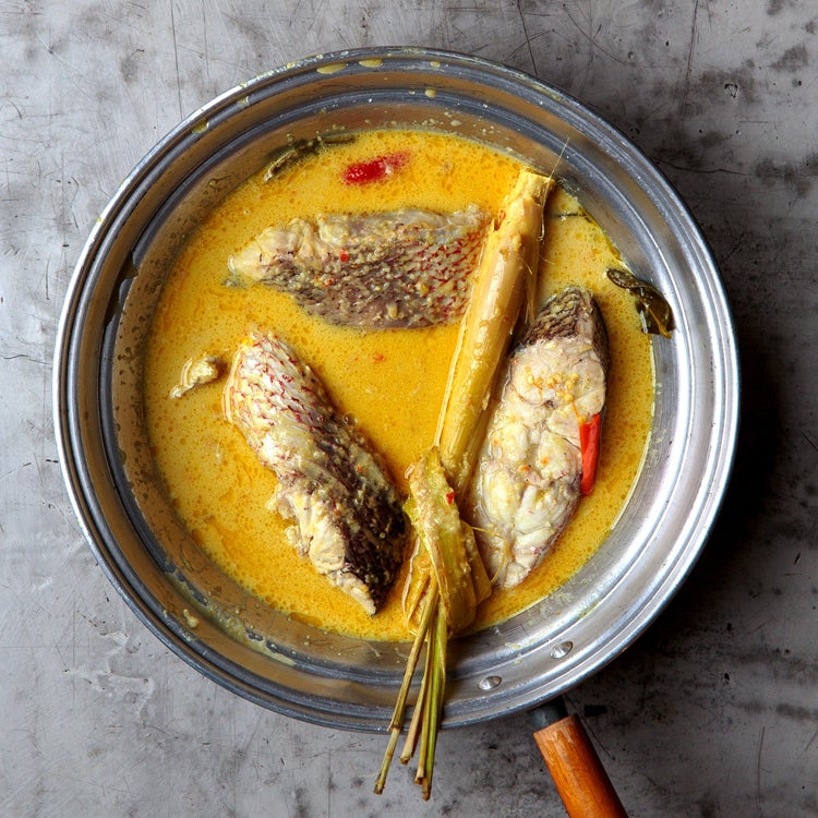 Resep gulai ikan kakap padang