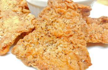 Kulit Ayam Pedas Manis: Camilan Renyah dengan Sensasi Rasa yang Menggugah Selera