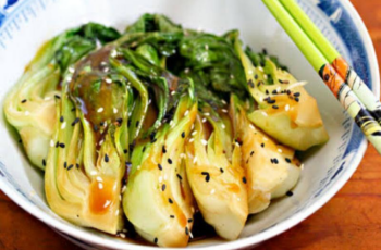 Rahasia Tumis Bok Choy Saus Kepiting: Warna Hijau Segar dan Tekstur Crunchy