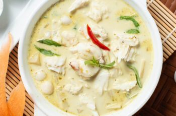 Resep Gurame Kuah Santan Kuning: Gurih dan Lezat!
