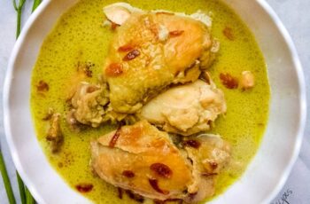 Opor Ayam Pedas Manis Solo: Resep Unik untuk Hari Raya