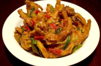 Resep Ceker Mercon: Pedas Mantap, Bikin Ketagihan!