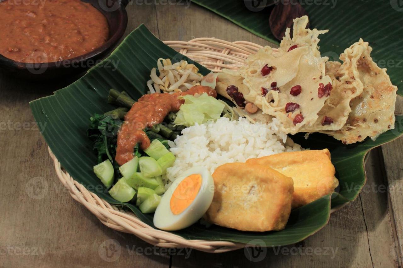 Nasi Pecel Madiun