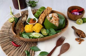 Nasi Tutug Oncom: Resep Klasik Sunda yang Bikin Ketagihan!