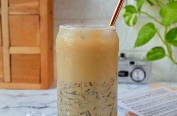 ## Resep Es Cincau Gula Aren: Segar Menyegarkan, Sehat untuk Pencernaan