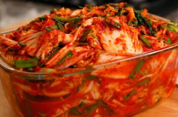 Resep Kimchi Kaldu Jamur: Acar Sawi Putih ala Drama Korea